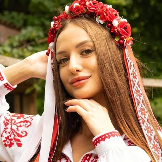 Mia Kvitka🌻