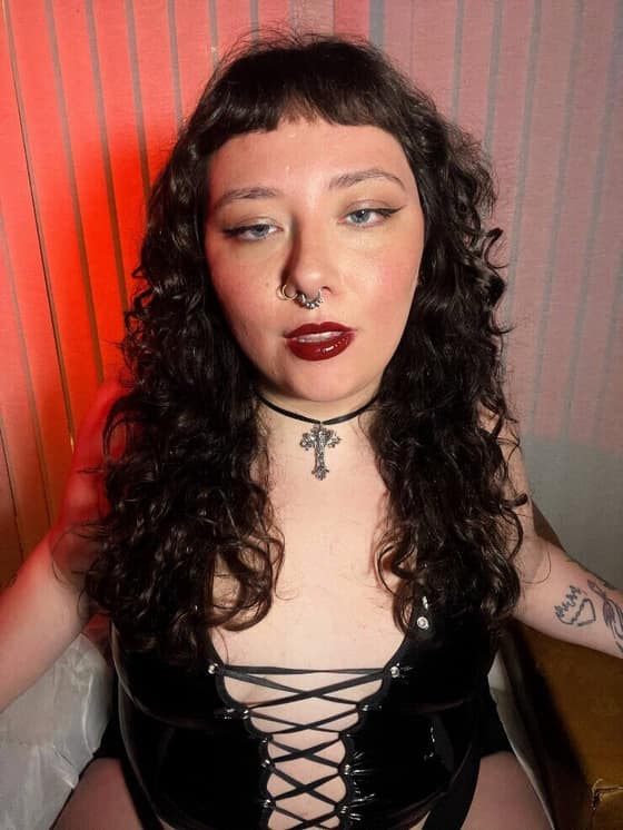 MOMMY DOMME Shamshira